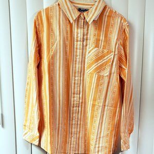 WRANGLER - SIZE M - MENS BUTTON UP SHIRT